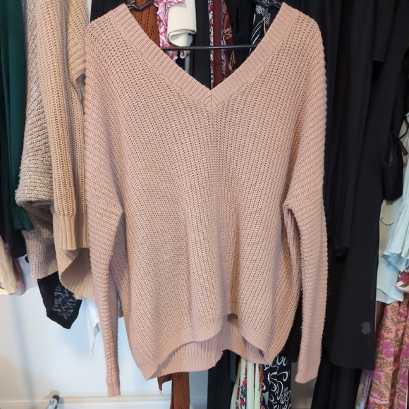 Open-Back Ribbed Off-the-Shoulder Sweater - Blush Pink - Picture 6 of 9